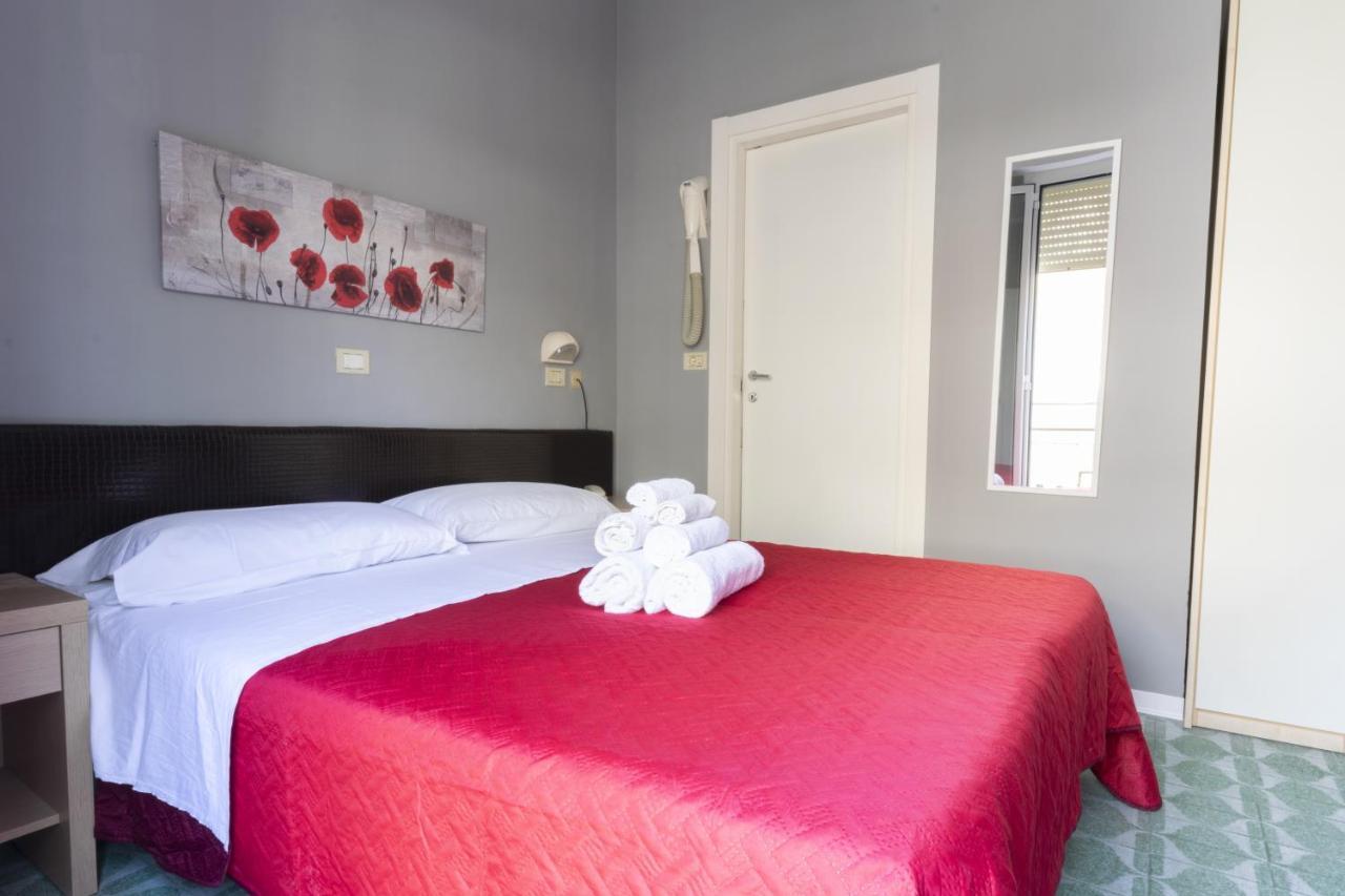 Hotel Kennedy Bellaria-Igea Marina Esterno foto