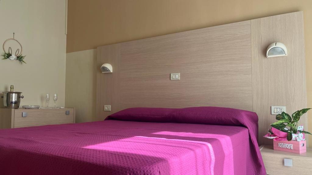 Hotel Kennedy Bellaria-Igea Marina Esterno foto